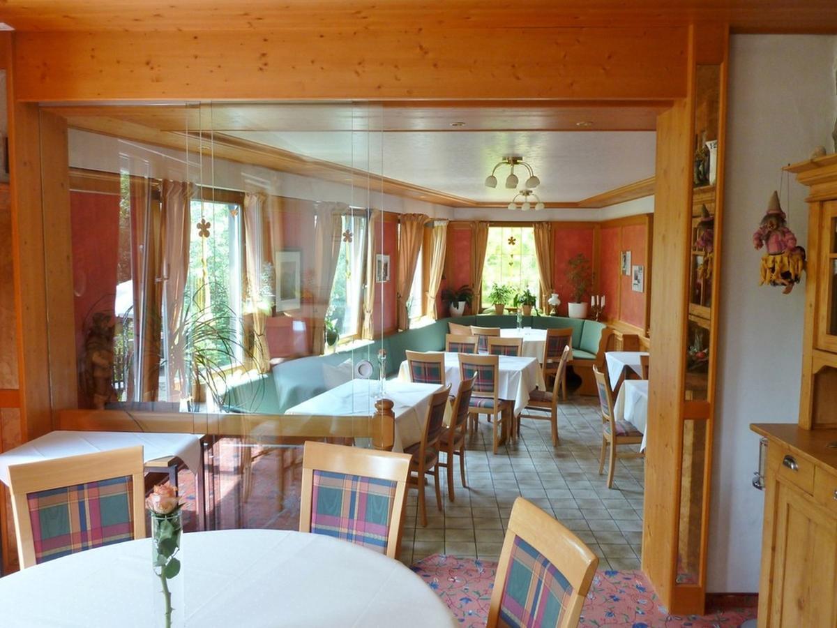 Landgasthof-Hotel-Rössle Oberprechtal Exterior foto